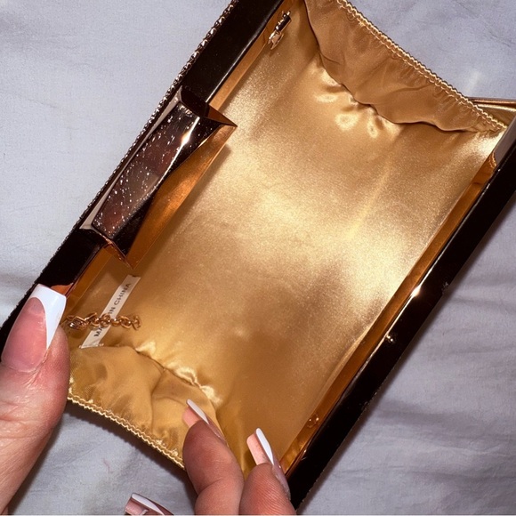 exquisite Hardcase Square Gold Rhineston Covered La Regale clutch - Picture 3 of 15